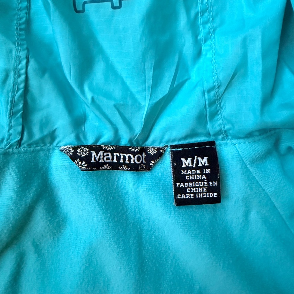 Marmot Girls Light Blue Jacket with Neon Yellow Zipper - Picture 9 of 16